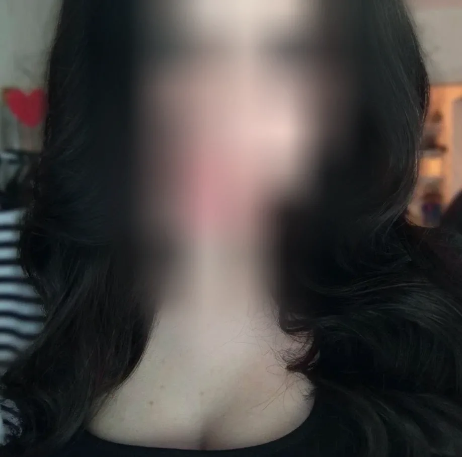 Emma, 21 años
